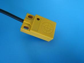 小型接近傳感器